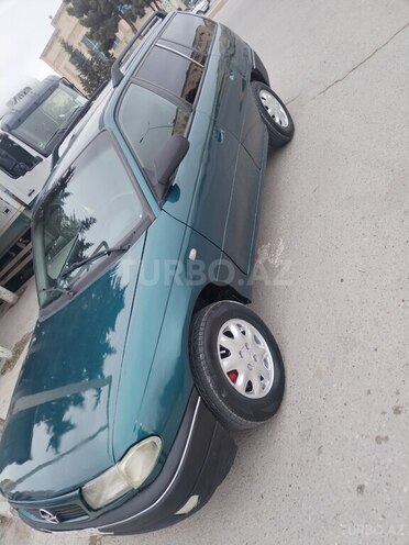 Opel Astra 1997, 412,340 km - 1.6 l - Sumqayıt