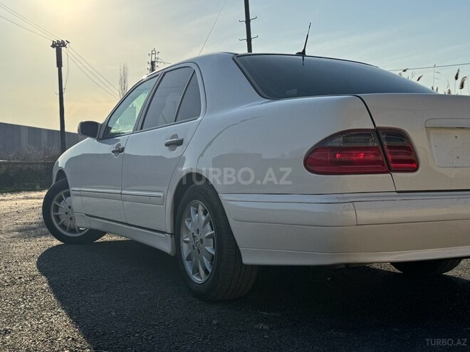Mercedes E 220 2002, 809,315 km - 2.2 l - Sabirabad
