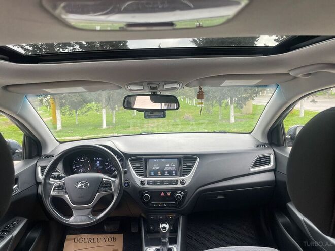 Hyundai Accent 2018, 138,764 km - 1.6 l - Bakı