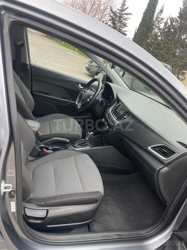 Hyundai Accent 2018, 138,764 km - 1.6 l - Bakı