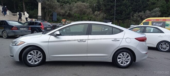 Hyundai Elantra 2016, 153,700 km - 2.0 л - Bakı
