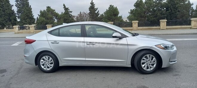 Hyundai Elantra 2016, 153,700 km - 2.0 л - Bakı