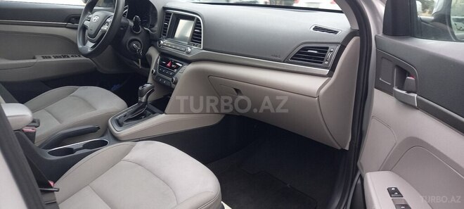 Hyundai Elantra 2016, 153,700 km - 2.0 л - Bakı