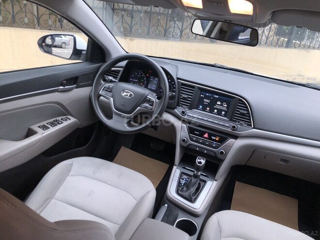 Hyundai Elantra 2017, 96,000 km - 2.0 l - Bakı