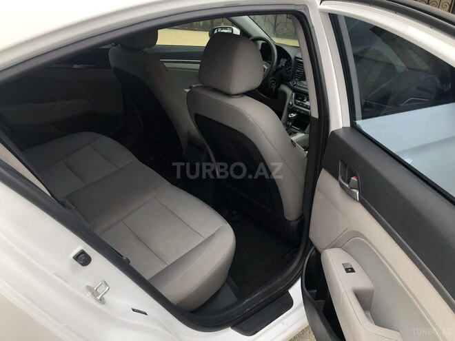 Hyundai Elantra 2017, 96,000 km - 2.0 l - Bakı