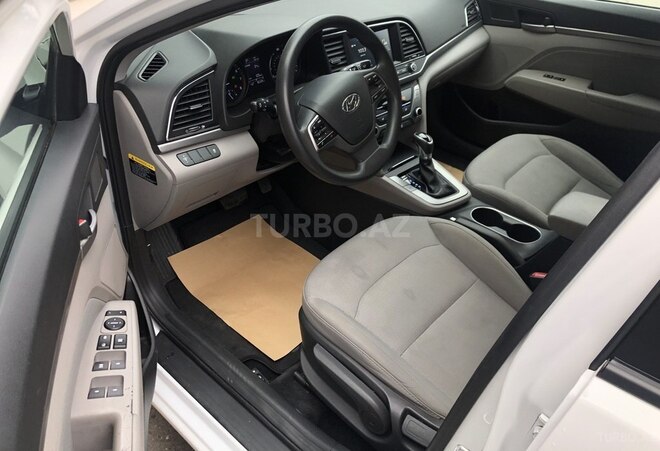 Hyundai Elantra 2017, 96,000 km - 2.0 l - Bakı
