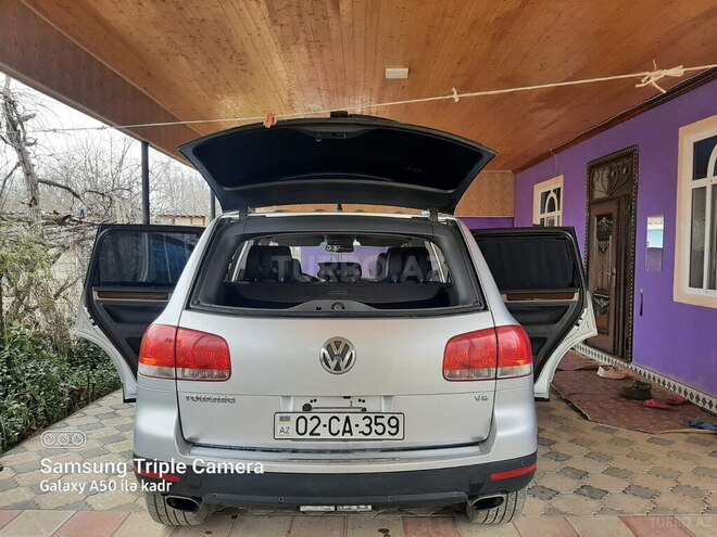 Volkswagen Touareg 2005, 224,000 km - 4.2 л - Ağdam