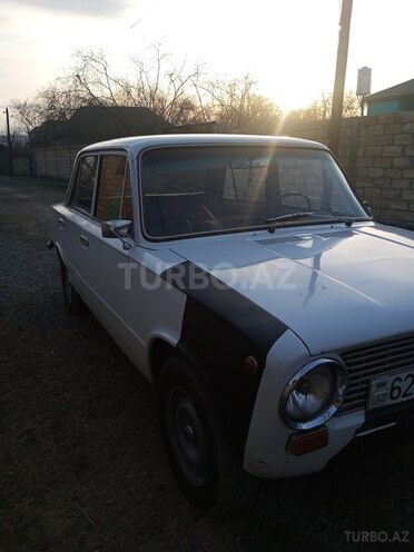 LADA (VAZ) 21011 1985, 95,000 km - 1.3 l - Zaqatala