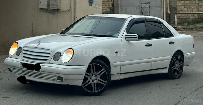 Mercedes E 230 1997, 195,410 km - 2.3 l - Bakı