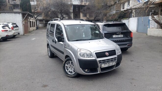 Fiat Doblo 2008, 226,778 km - 1.3 l - Bakı