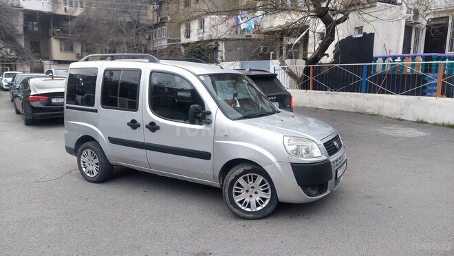 Fiat Doblo 2008, 226,778 km - 1.3 l - Bakı