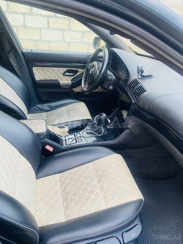 BMW 528 1999, 430,000 km - 2.8 л - Yevlax