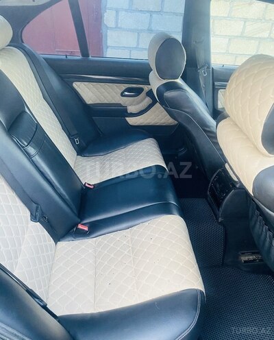 BMW 528 1999, 430,000 km - 2.8 л - Yevlax