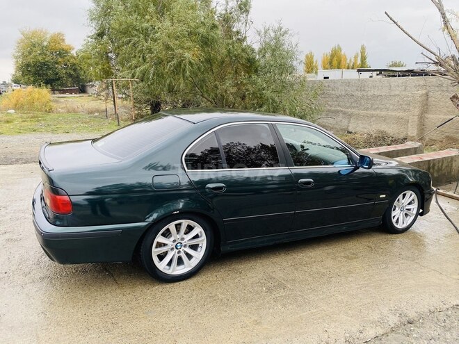 BMW 528 1999, 430,000 km - 2.8 л - Yevlax