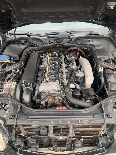 Mercedes E 320 2005, 370,000 km - 3.2 l - Bakı