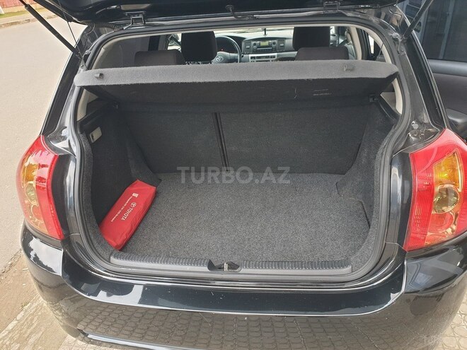 Toyota Corolla 2006, 210,000 km - 1.4 l - Astara