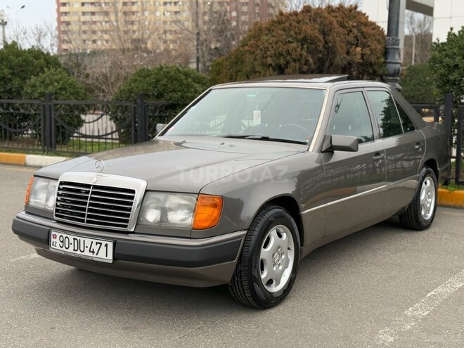 Mercedes E 200 d 1990, 156,000 km - 2.0 l - Bakı