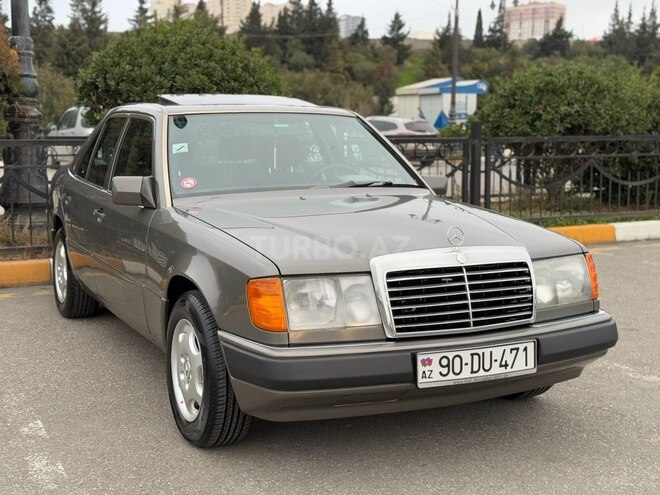 Mercedes E 200 d 1990, 156,000 km - 2.0 l - Bakı