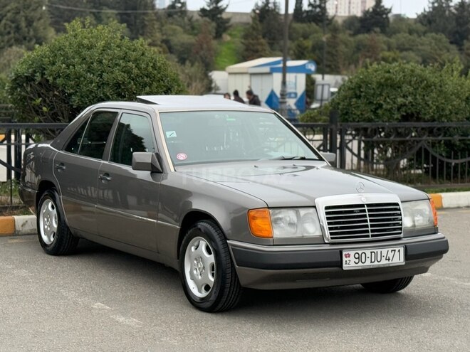 Mercedes E 200 d 1990, 156,000 km - 2.0 l - Bakı
