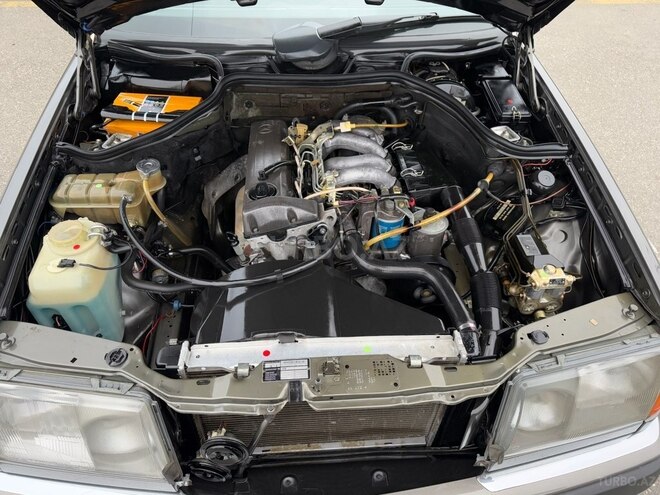 Mercedes E 200 d 1990, 156,000 km - 2.0 l - Bakı