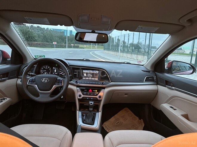 Hyundai Elantra 2018, 76,000 km - 2.0 l - Bakı