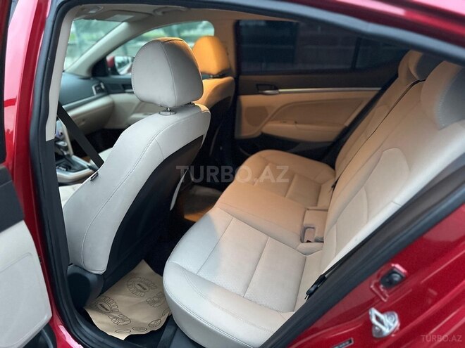 Hyundai Elantra 2018, 76,000 km - 2.0 l - Bakı