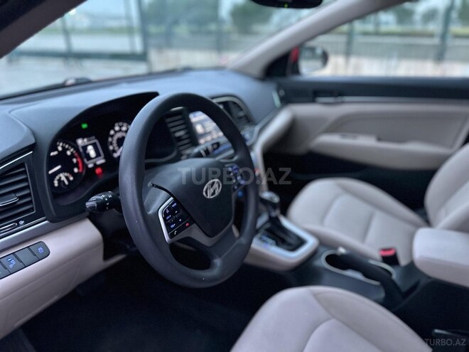 Hyundai Elantra 2018, 76,000 km - 2.0 l - Bakı