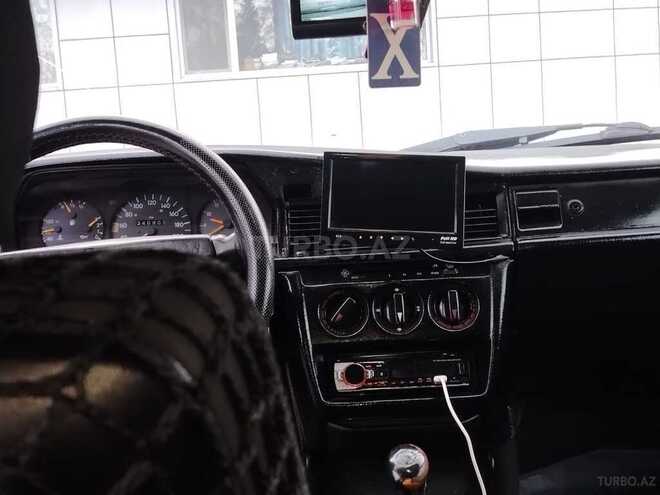 Mercedes 190 1992, 125,000 km - 2.0 l - Qazax