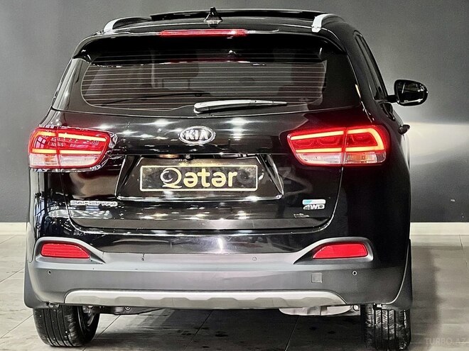 Kia Sorento-13