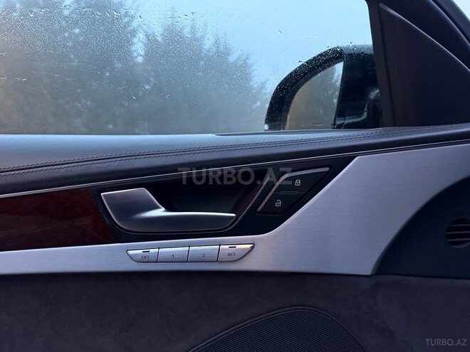 Audi A8 2013, 168,000 km - 4.0 l - Bakı
