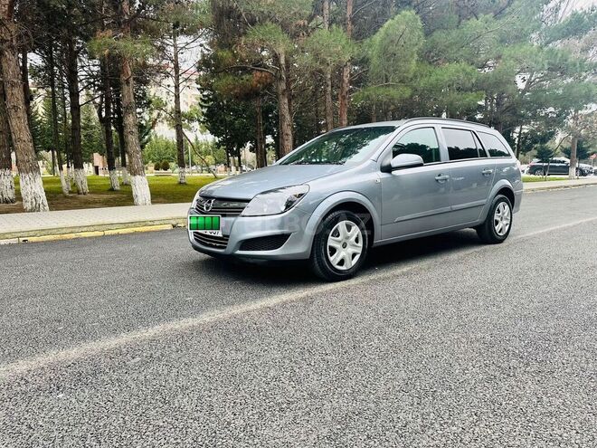 Opel Astra 2007, 345,000 km - 1.4 л - Bakı