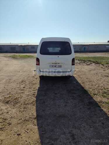 Hyundai H 100 2006, 245,000 km - 2.5 l - Bakı