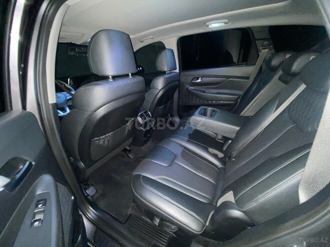 Hyundai Santa Fe-18
