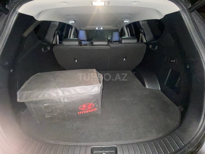 Hyundai Santa Fe-20