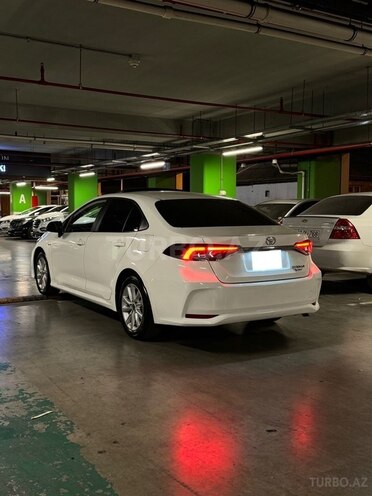 Toyota Corolla 2024, 13,000 km - 1.8 l - Bakı