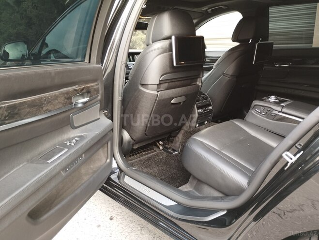BMW 750 2013, 230,000 km - 4.4 l - Bakı