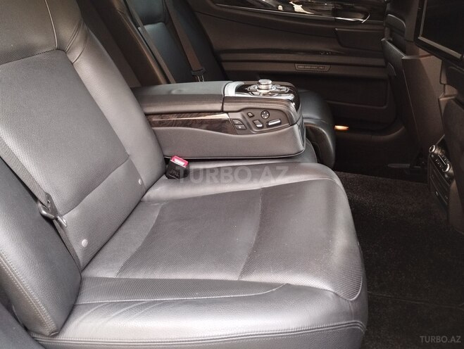 BMW 750 2013, 230,000 km - 4.4 l - Bakı