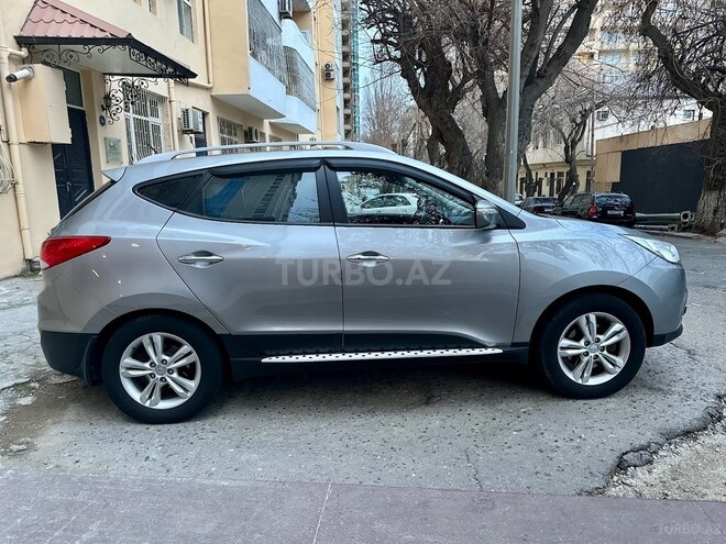 Hyundai ix35 2012, 184,900 km - 2.0 л - Bakı