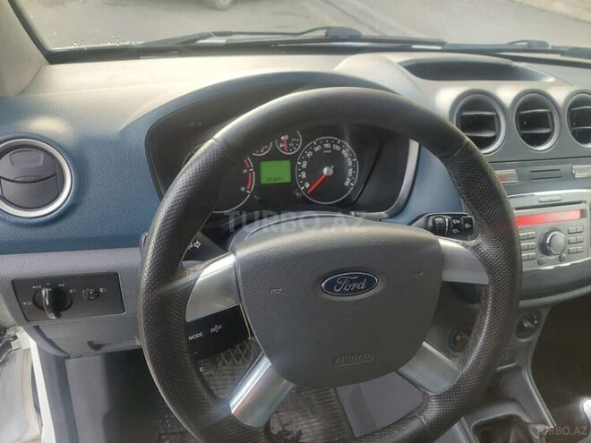 Ford Tourneo Connect 2010, 282,000 km - 1.8 l - Bakı
