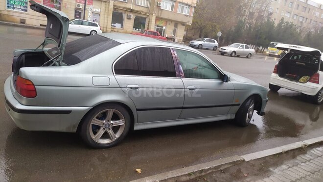BMW 528 1998, 315,000 km - 2.8 l - Bakı
