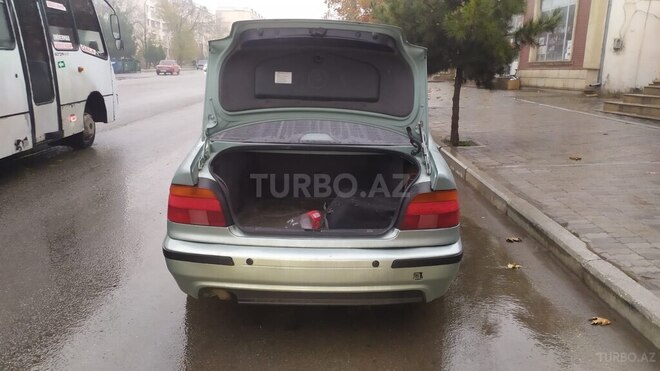 BMW 528 1998, 315,000 km - 2.8 l - Bakı