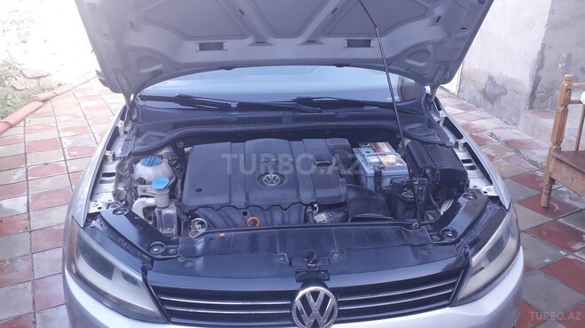 Volkswagen Jetta 2011, 213,773 km - 2.5 l - Bakı
