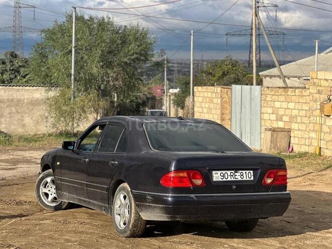 Mercedes E 230 1996, 320,000 km - 2.3 l - Bakı