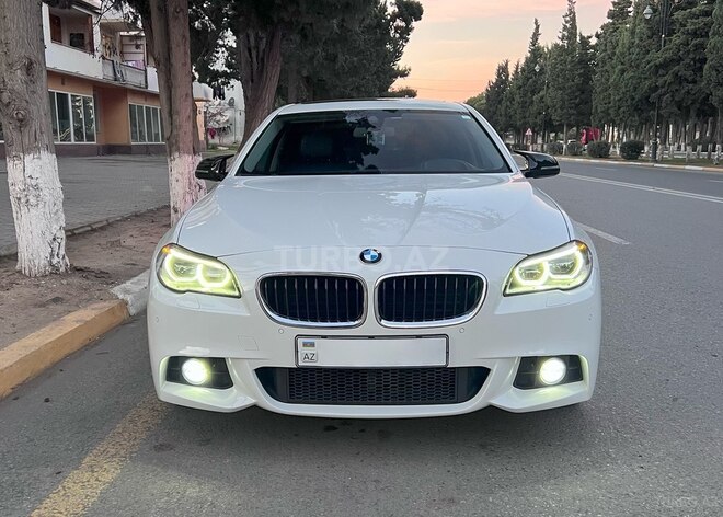 BMW 520 2015, 230,000 km - 2.0 l - Bakı
