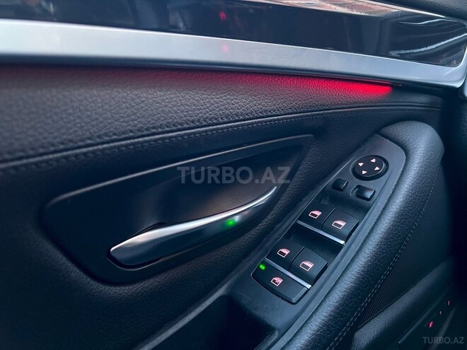 BMW 520 2015, 230,000 km - 2.0 l - Bakı