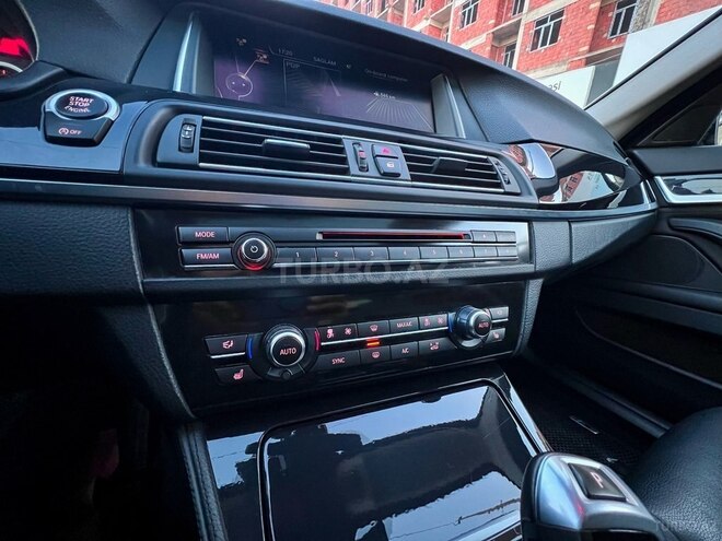 BMW 520 2015, 230,000 km - 2.0 l - Bakı