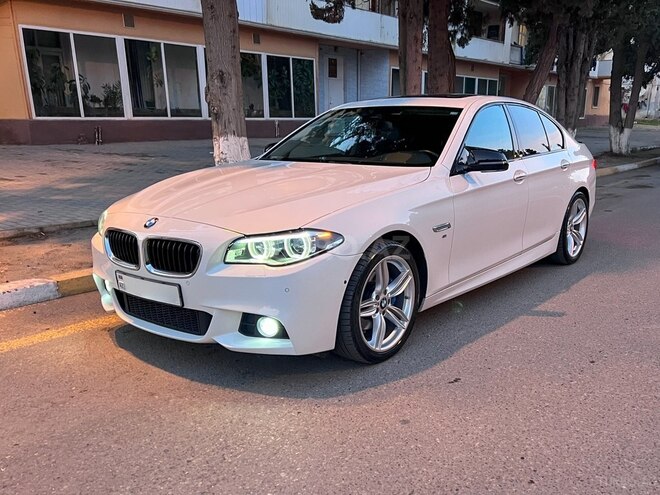 BMW 520 2015, 230,000 km - 2.0 l - Bakı