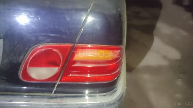 Mercedes E 230 1996, 320,000 km - 2.3 l - Bakı