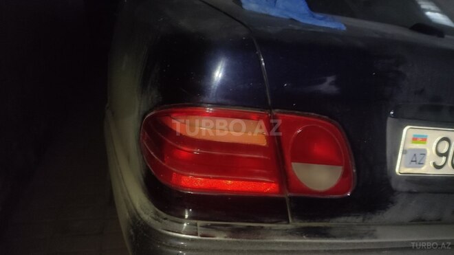 Mercedes E 230 1996, 320,000 km - 2.3 l - Bakı