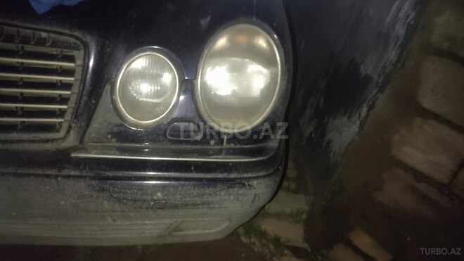 Mercedes E 230 1996, 320,000 km - 2.3 l - Bakı